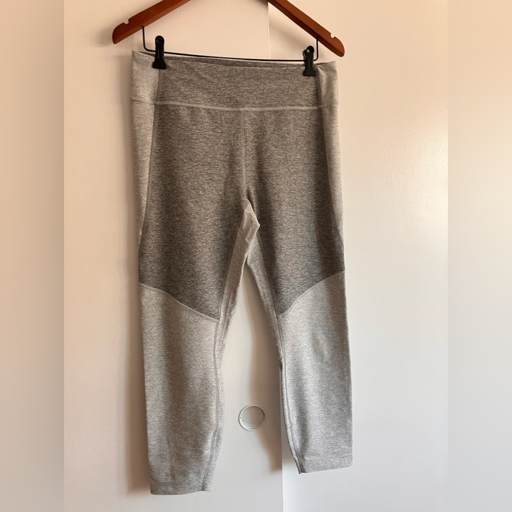 Outdoor Voices 7/8 colorblock Leggings